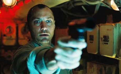 Black Sea Review: Jude Law Goes Deep