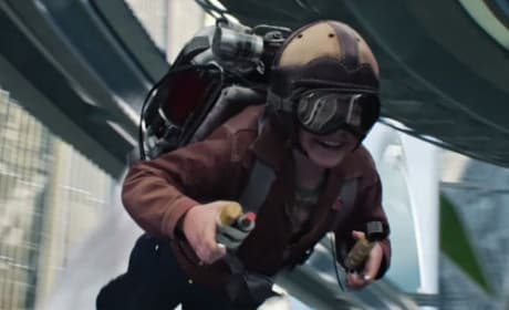 Tomorrowland Clip: Two Words, “Jet Pack!”