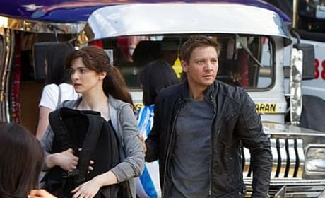Rachel Weisz and Jeremy Renner in The Bourne Legacy