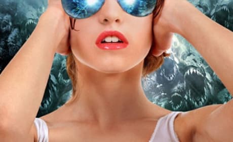 Piranha 3DD Poster: Nobody is Safe