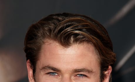 Thor's Chris Hemsworth in Talks for Snow White and the Huntsman