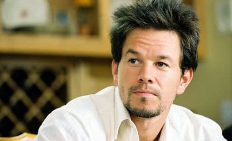 Top 10 Mark Wahlberg Movies: Contraband's Chameleon