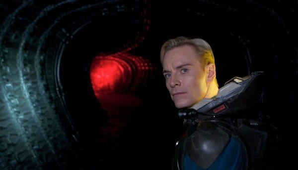 Prometheus: Michael Fassbender