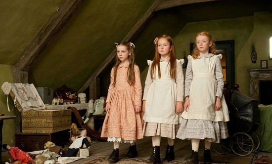 The Woman in Black's Young Girls