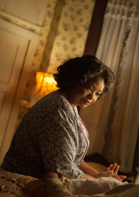 Octavia Spencer is Browns Aunt Honey