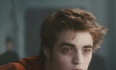 Robert Pattinson Says Edward Would Kick Jacob's Ass 