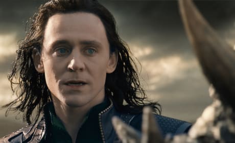 Tom Hiddleston Loki Thor: The Dark World Photo