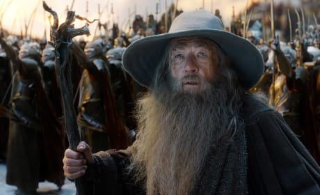 The Hobbit The Battle of the Five Armies Photos: Gandalf Eyes Trouble!