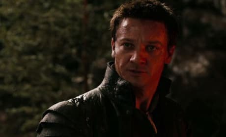 Jeremy Renner Stars in Hansel and Gretel Witch Hunters