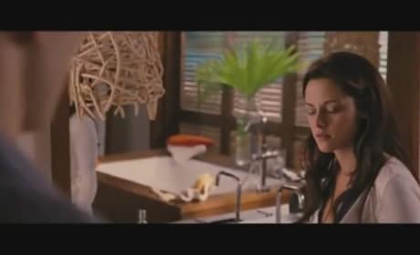 The Twilight Saga: Breaking Dawn Part 1 "I'm Late" Clip