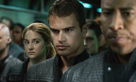 Divergent Stars Shailene Woodley and Theo James
