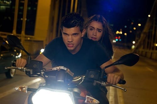 Lily Collins and Taylor Lautner in Abduction