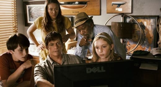 Morgan Freeman and Harry Connick Jr in Dolphin Tale