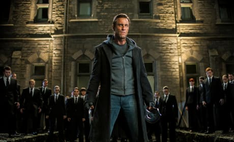 I, Frankenstein Exclusive: Director Dishes Aaron Eckhart's Monster "Committment"