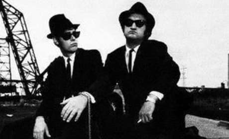 Jake Blues, Elwood Blues