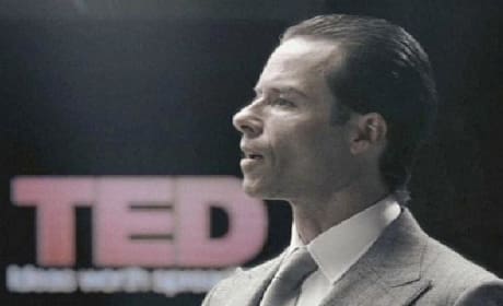 Prometheus Clip: Guy Pearce's TED Talk