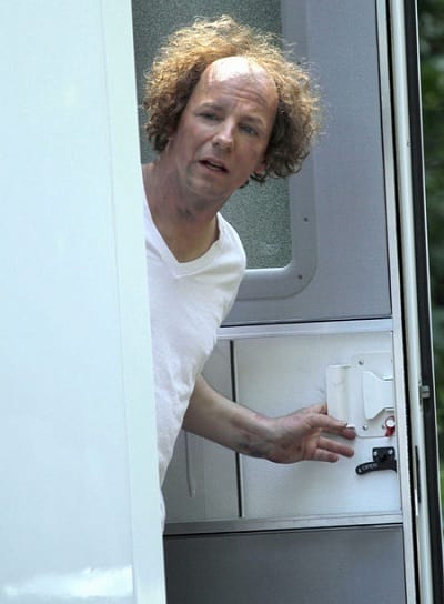 Sean Hayes on Three Stooges Set
