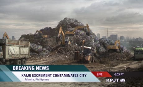Pacific Rim Stills: A Big Pile of Kaiju Poop 