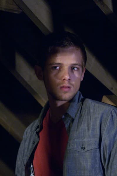 Max Thieriot in House at the End of the Street