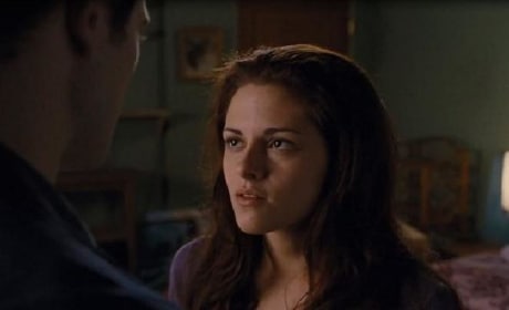 The Twilight Saga: Breaking Dawn Love Forever TV Spot Premieres