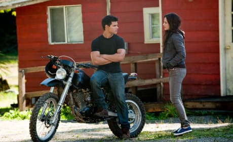 See Kristen Stewart, Robert Pattinson and Taylor Lautner in Our Full Eclipse Photo Gallery!