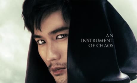 The Mortal Instruments: City of Bones Magnus Poster