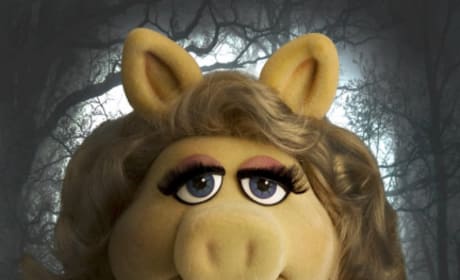 Miss Piggy as Bella from Breaking Dawn