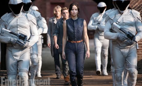 Jennifer Lawrence as Katniss in Catching Fire 