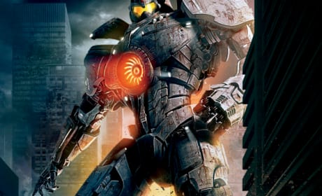 Pacific Rim Poster: Go Big or Go Extinct