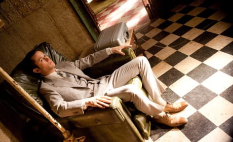 Joseph Gordon-Levitt as Arthur