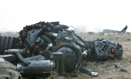 Terminator Salvation: Photos Galore!
