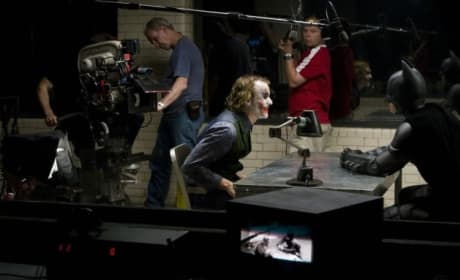 The Dark Knight Christian Bale Heath Ledger Set Photo