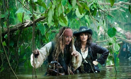 Johnny Depp and Penelope Cruz in Pirates of the Caribbean: On Stranger Tides