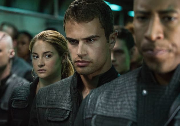 Divergent Stars Shailene Woodley and Theo James