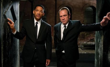 Tommy Lee Jones and Will Smith Stars in Men in Black 3