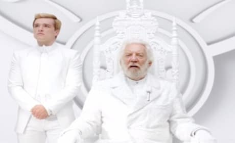 Mockingjay Teaser Trailer: President Snow Declares “Panem Forever”