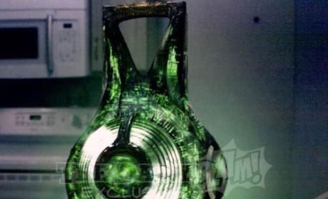 Get Your First Look at Green Lantern's Power Battery!