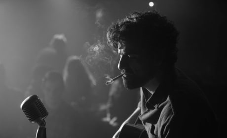 Oscar Isaac Inside Llewyn Davis