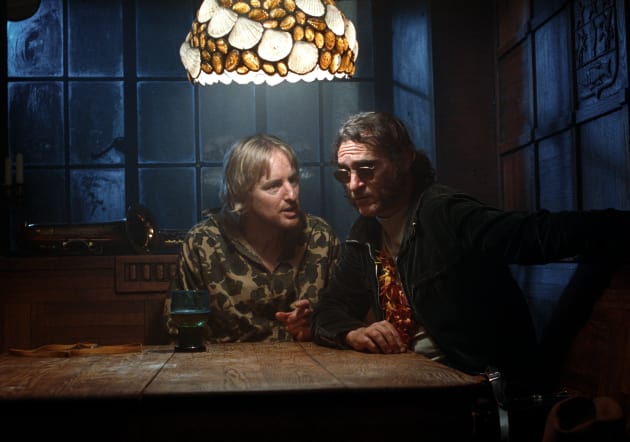 Owen Wilson & Joaquin Phoenix Talk It Out