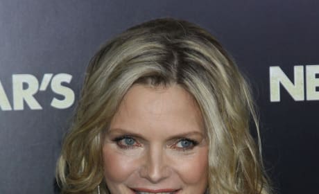 Michelle Pfeiffer Image