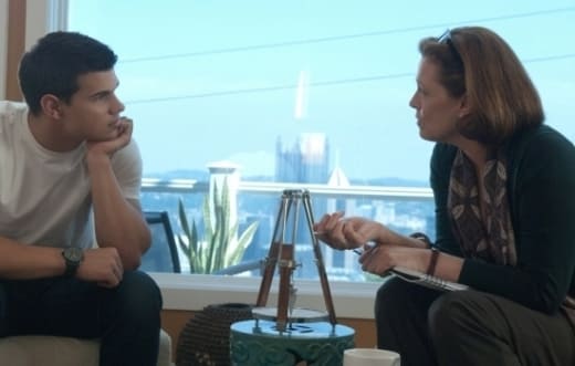 Taylor Lautner and Sigourney Weaver in Abduction
