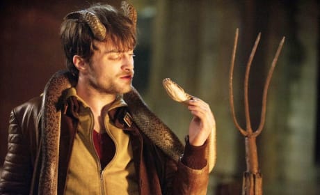 Horns: Daniel Radcliffe Dishes His Devilishly “Affectionate” Snakes