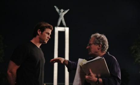 Blackhat Set Photo Chris Hemsworth Michael Mann
