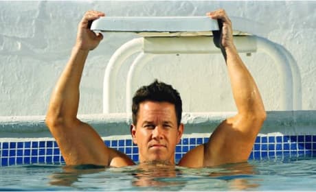 Mark Wahlberg Stars in Pain and Gain