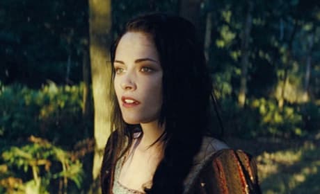 Snow White and the Huntsman Features Kristen Stewart