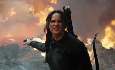 Jennifer Lawrence Mockingjay Part 1 Photo