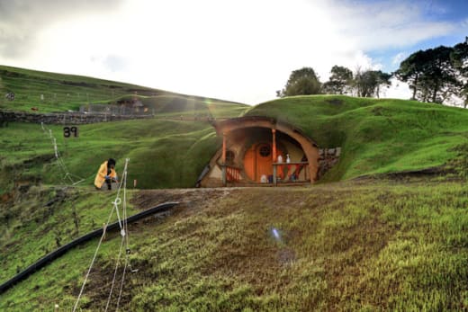 Hobbit Set Construction 1