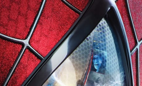 The Amazing Spider-Man 2 Posters: Spidey Battles Electro
