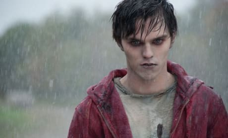 Warm Bodies: Three New Pics from Zombie Romance