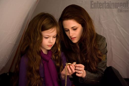Kristen Stewart and Mackenzie Foy Breaking Dawn Part 2
